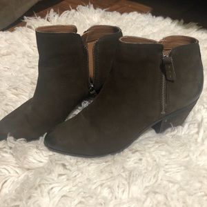 Size 10. Frye boots, style Judy